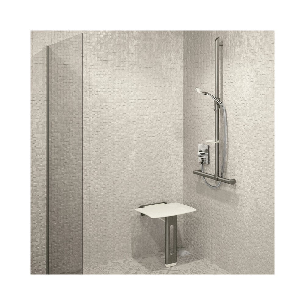 511930 Siège de douche relevable amovible en aluminium Be-Line® avec pied