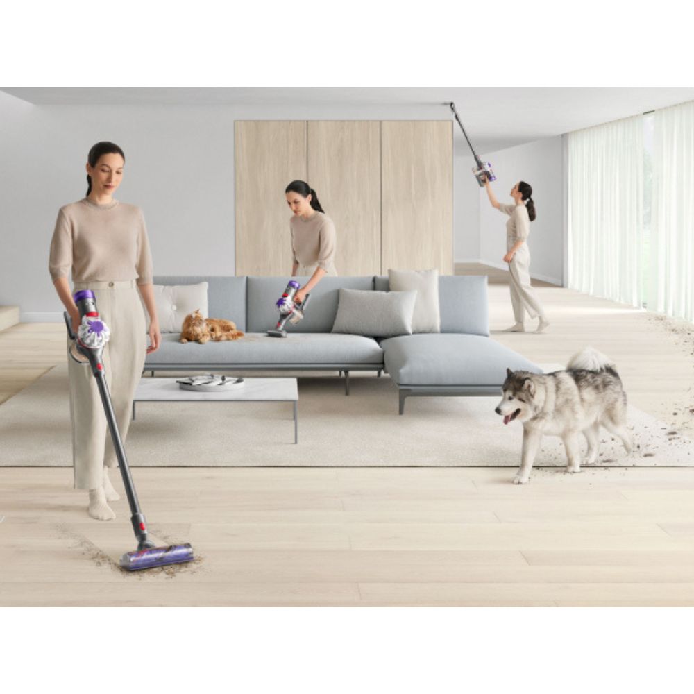 Aspirateur Dyson V8 en argent et nickel